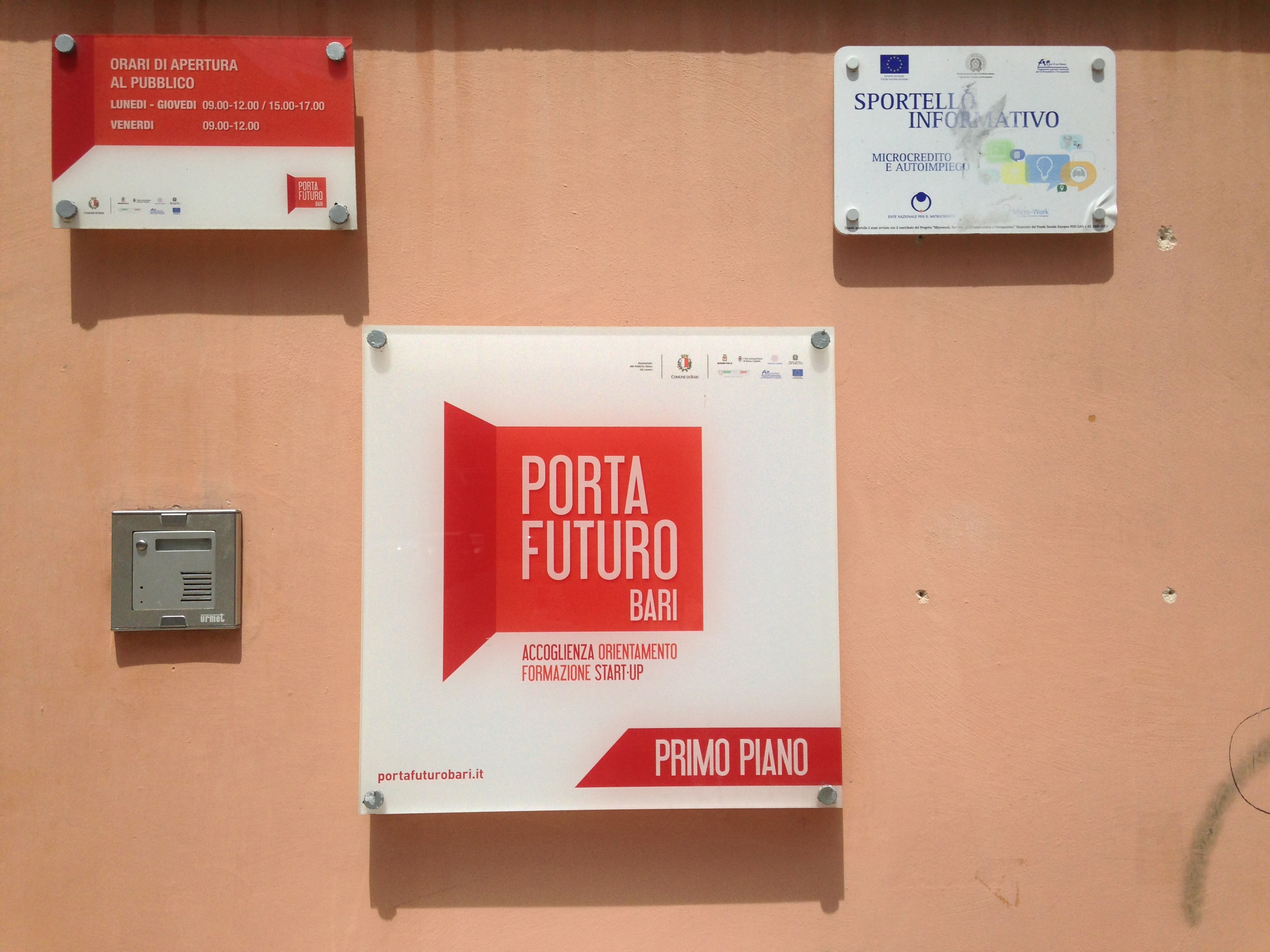 Porta Futuro employment centre in Bari, Italy. Source (cc) Eutropian